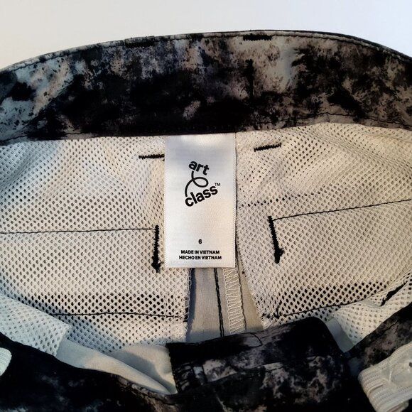 Cat & Jack Boys Black & White Tie-Dye Pattern Shorts With Pockets Size 6 UPF 50+ - Picture 8 of 9